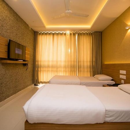 Hotel Kapilavasthu Palakkad Esterno foto
