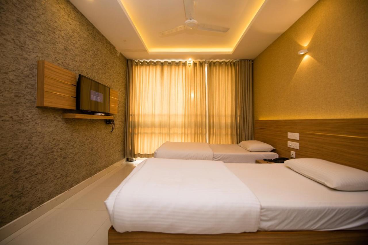 Hotel Kapilavasthu Palakkad Esterno foto