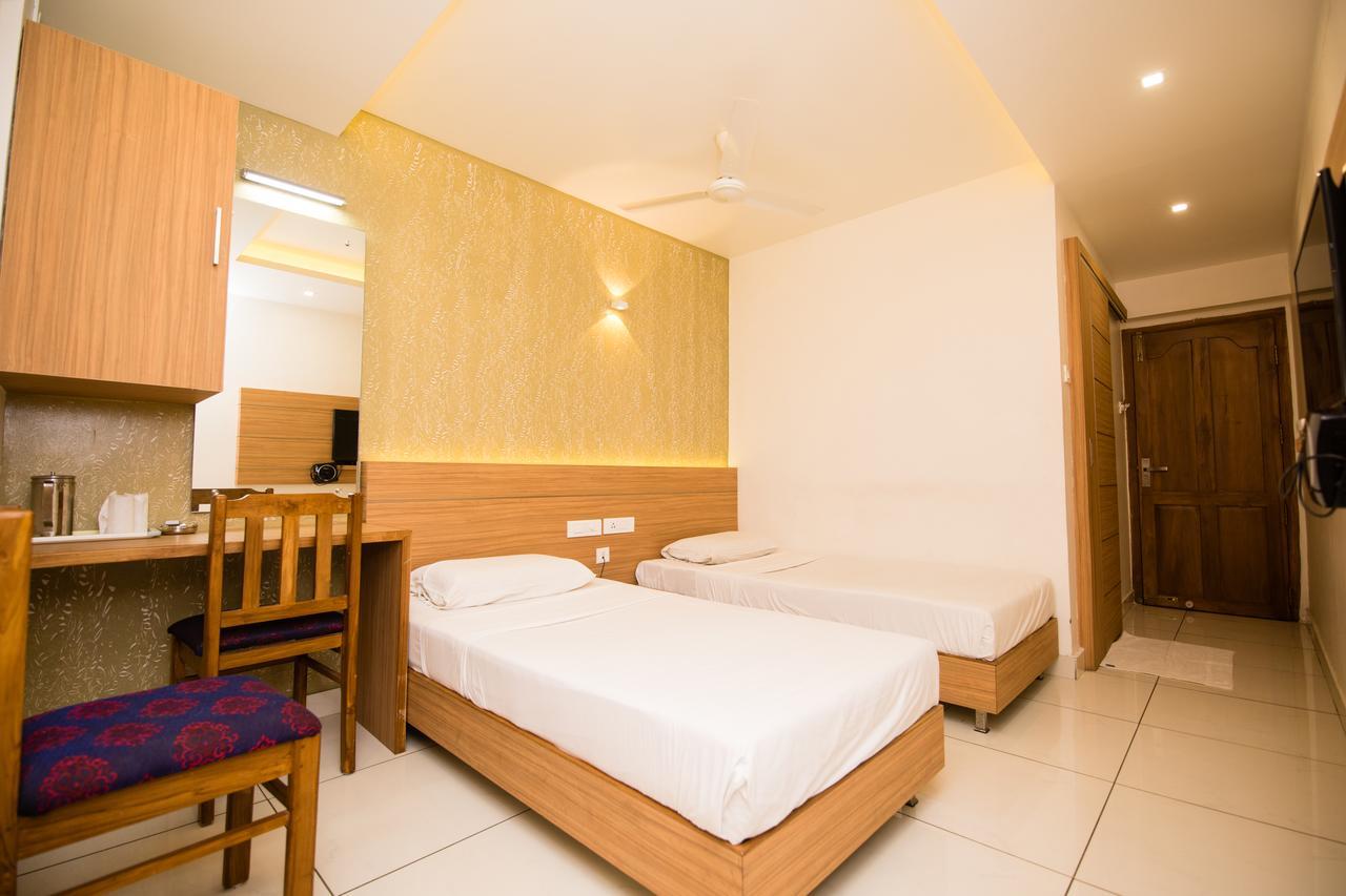 Hotel Kapilavasthu Palakkad Esterno foto