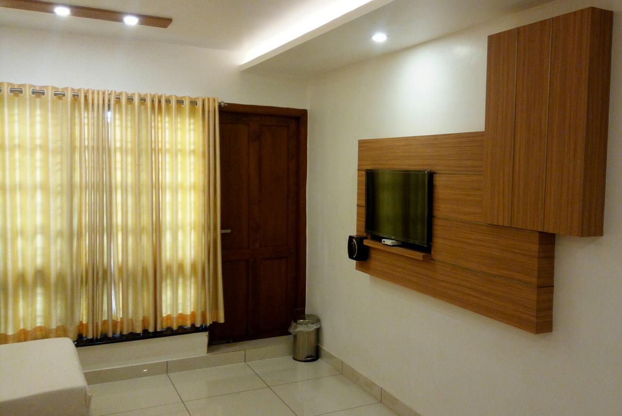 Hotel Kapilavasthu Palakkad Esterno foto
