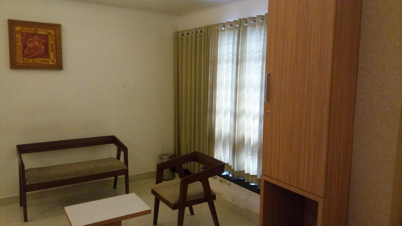 Hotel Kapilavasthu Palakkad Esterno foto