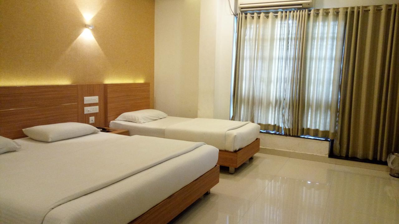 Hotel Kapilavasthu Palakkad Esterno foto