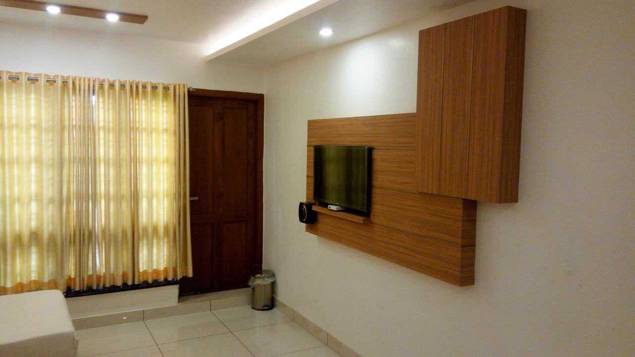 Hotel Kapilavasthu Palakkad Esterno foto