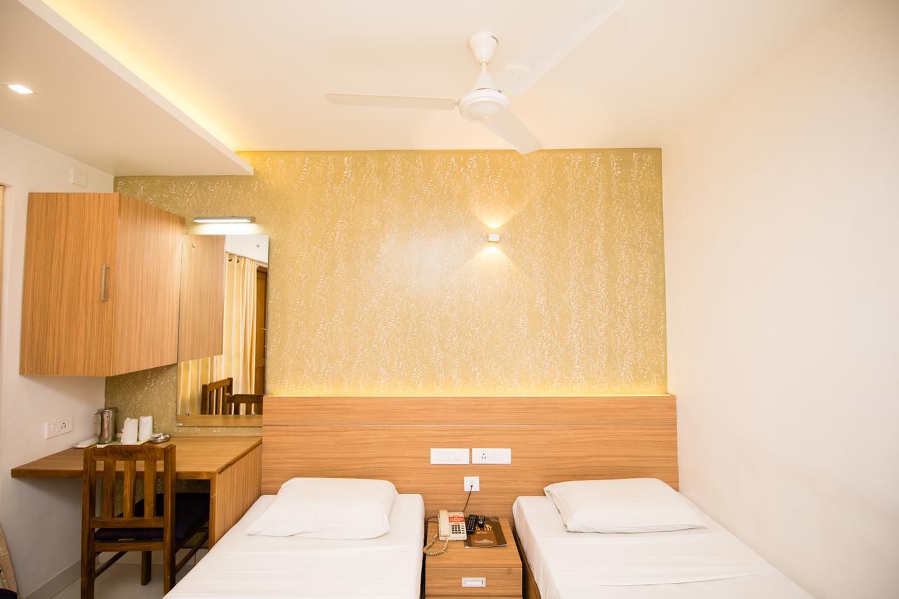 Hotel Kapilavasthu Palakkad Esterno foto